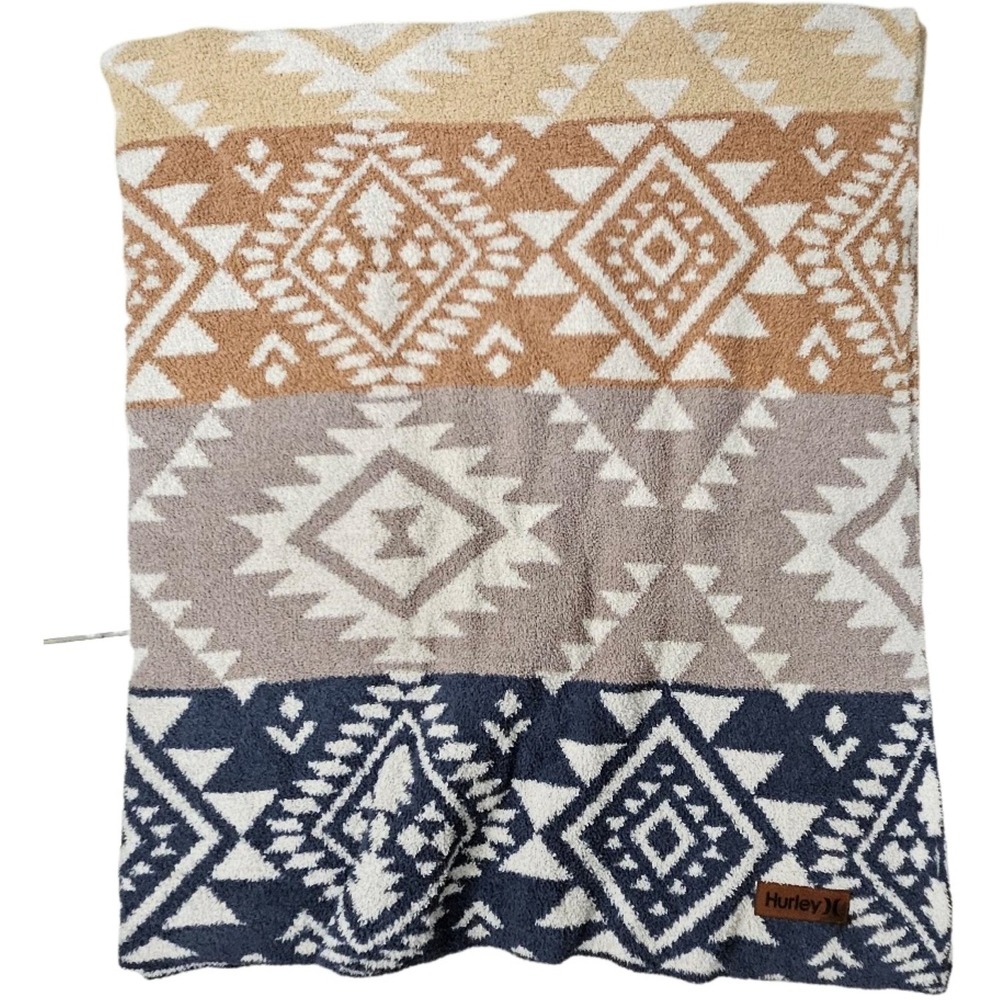 Hurley Soft Throw Blanket Skate 55x55 Tan Brown Navy Earth Tones EUC